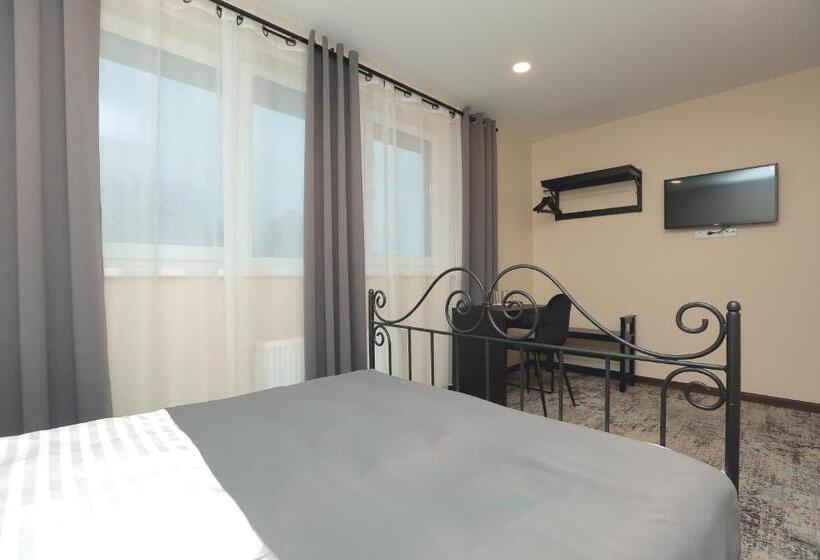 اتاق استاندارد, Branša