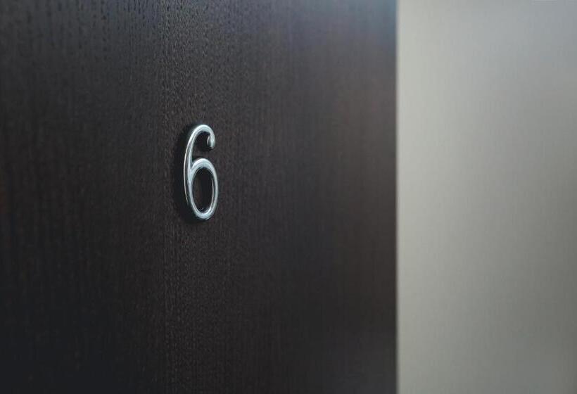 اتاق عادی, Branša