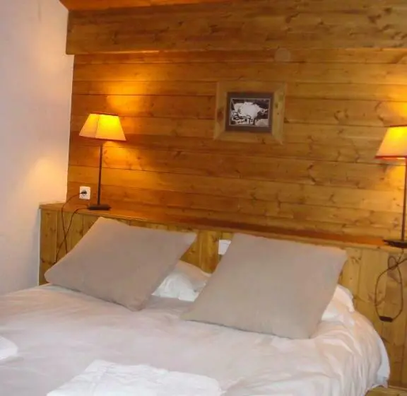 5 Bedroom Apartment, Cgh Résidences & Spas Les Chalets Du Soleil Authentiques