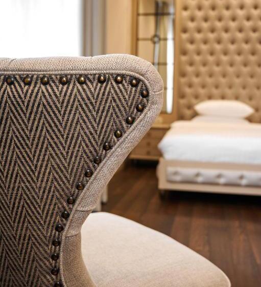 سوییت لوکس, Crona Spa Karpaty