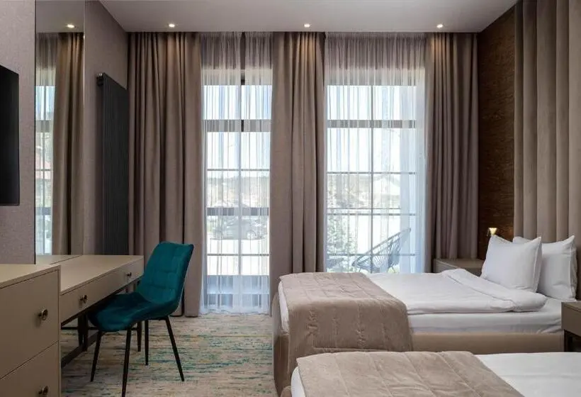 Perhehuone, Crona Spa Karpaty