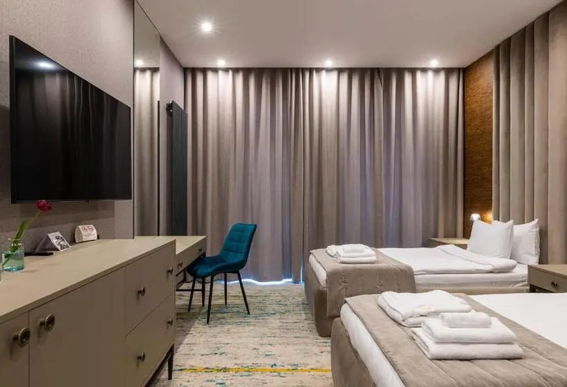 Perhehuone, Crona Spa Karpaty