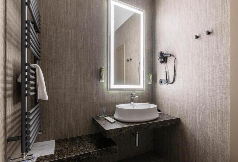 اتاق خانوادگی, Crona Spa Karpaty