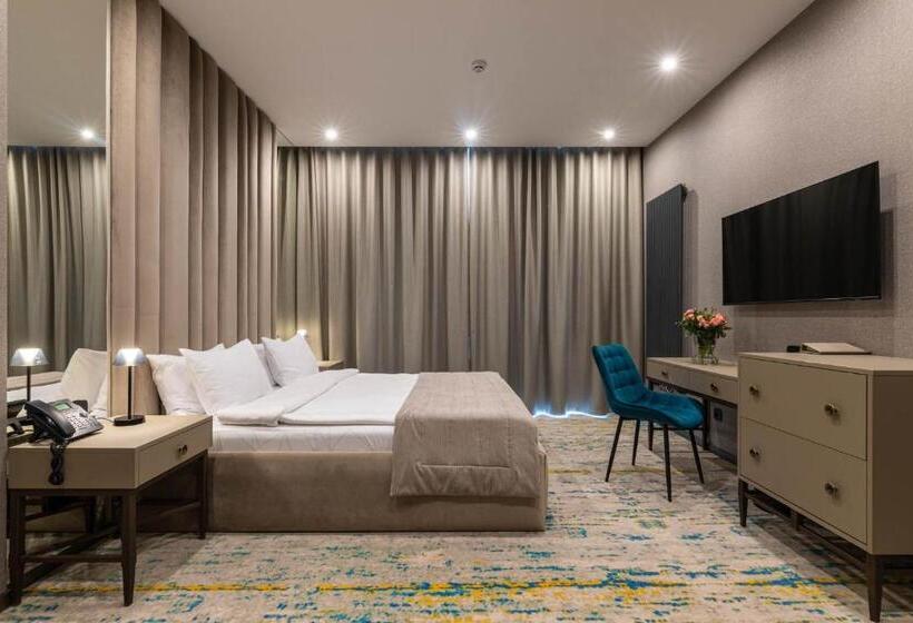 اتاق لوکس سه تخته, Crona Spa Karpaty