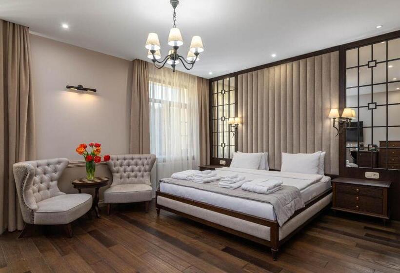 اتاق لوکس با بالکن, Crona Spa Karpaty