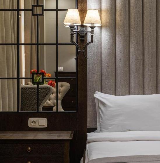 اتاق لوکس با بالکن, Crona Spa Karpaty