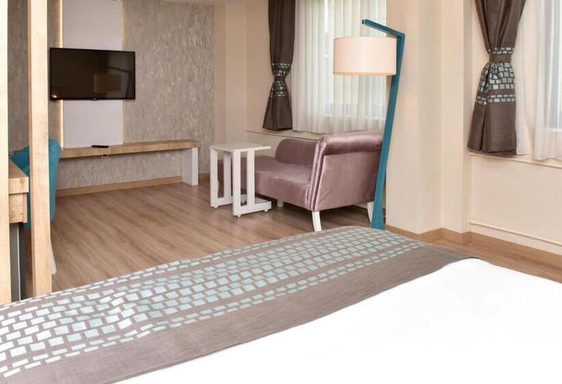 סוויטה, Agaoglu Otel