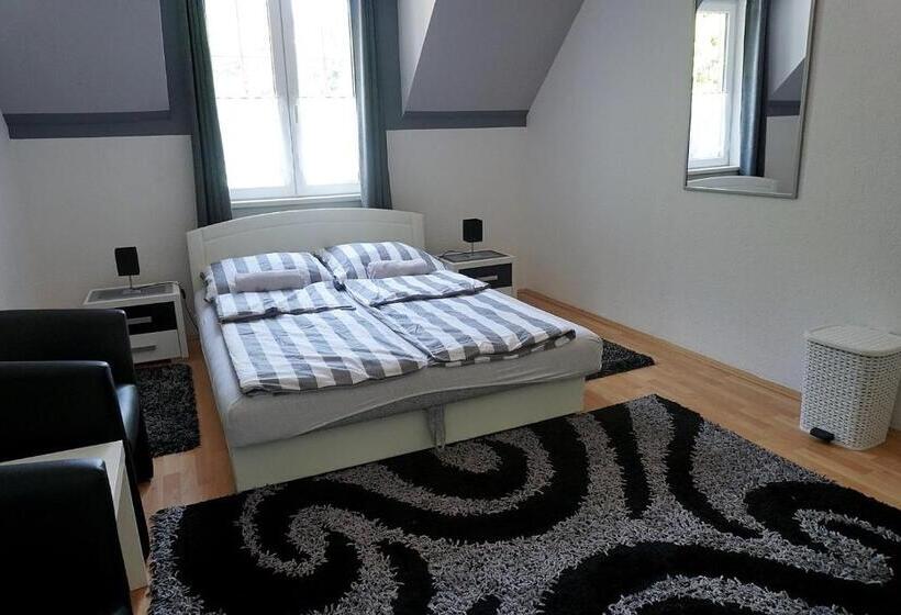 스탠다드 룸 산 전망, Berg Szállás