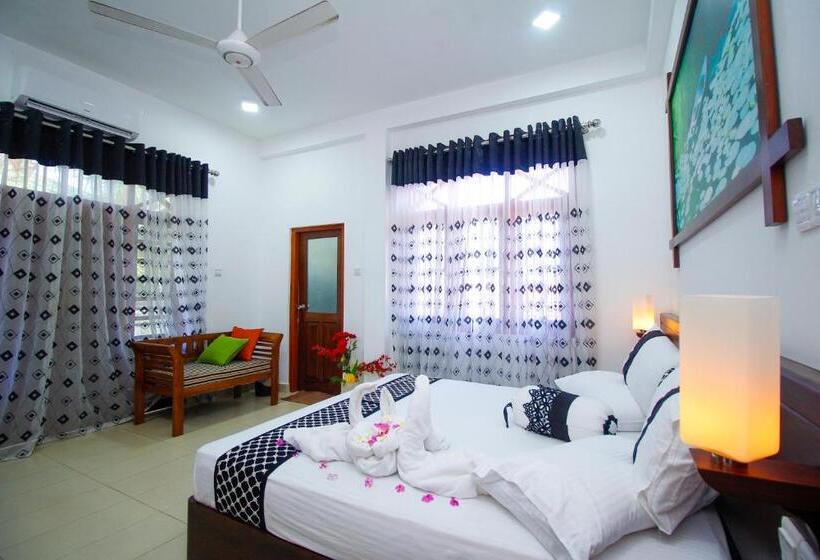 جناح ديلوكس سرير كينج, Dedunu Home Bentota