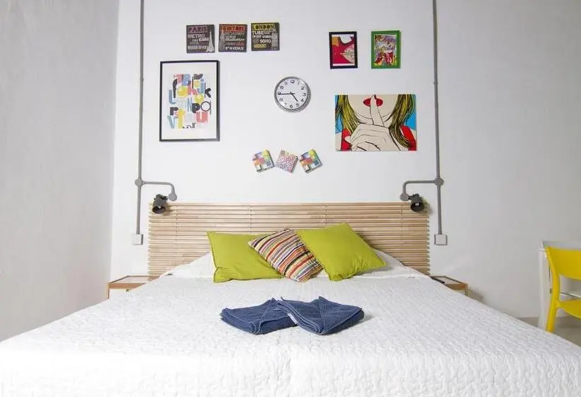 استودیوی استاندارد, Cresta Beach Studios