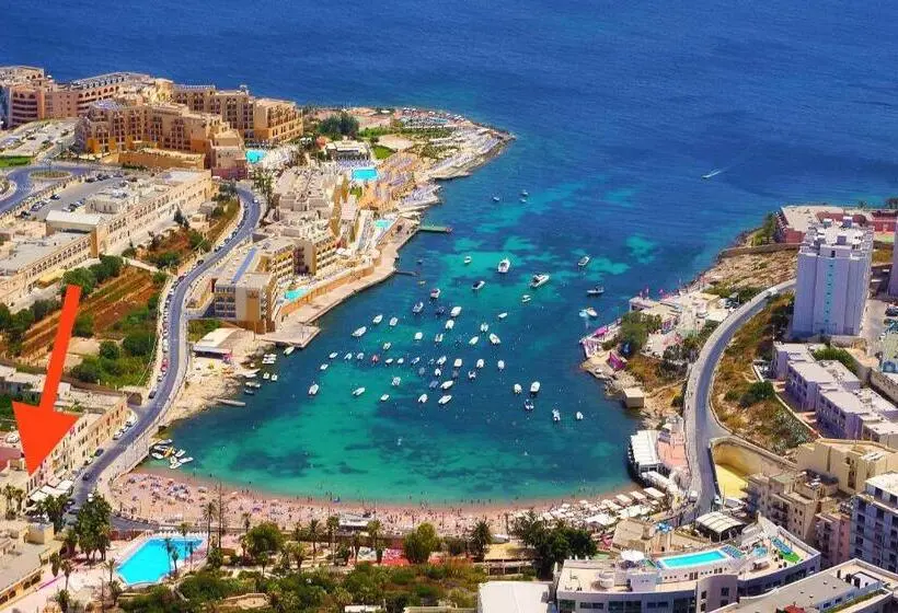 استودیوی استاندارد, Cresta Beach Studios
