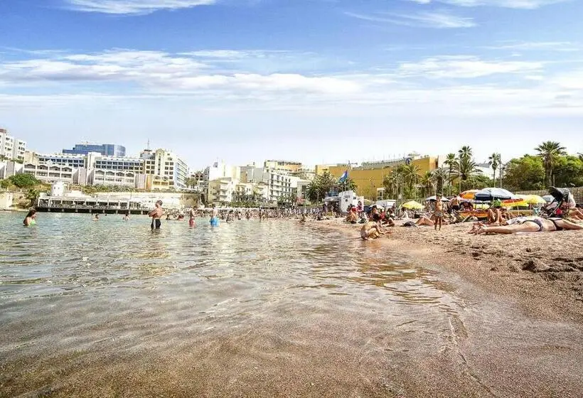 استودیوی استاندارد, Cresta Beach Studios