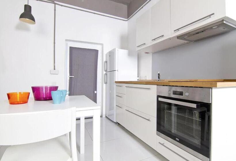 Standard Studio, Cresta Beach Studios