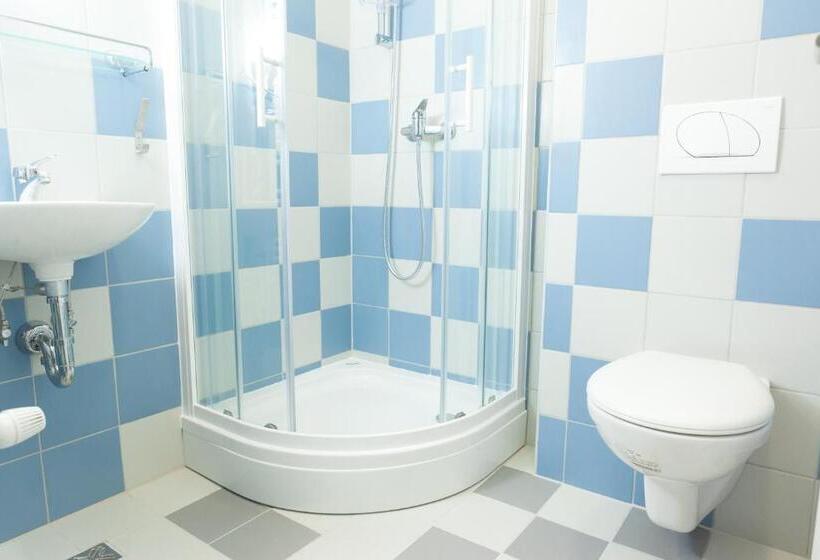 اتاق استاندارد یک نفره, Dijaški Dom Portorož, Hostel