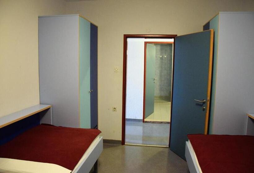 اتاق اکونومی, Dijaški Dom Portorož, Hostel