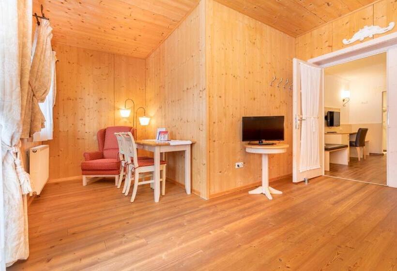 جناح عائلي, Garni Sonnhof