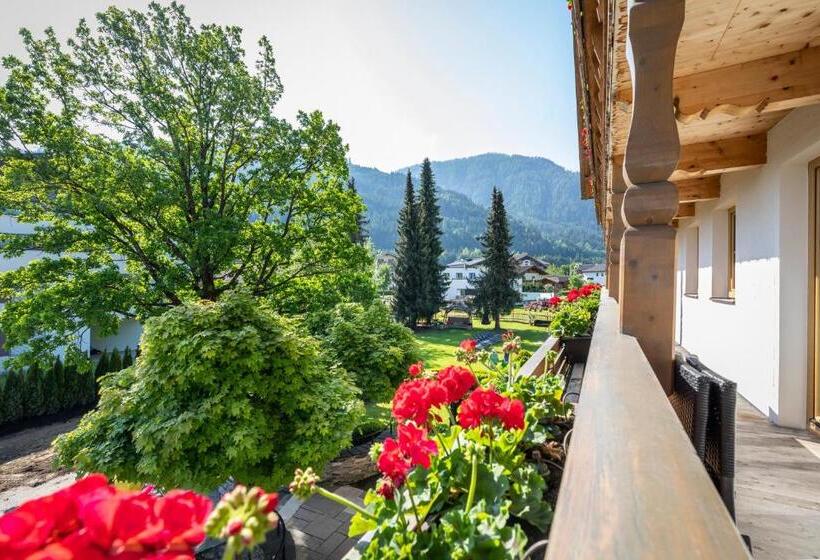 סוויטה משפחתית, Garni Sonnhof