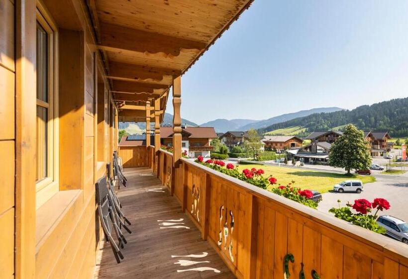 סוויטה משפחתית, Garni Sonnhof