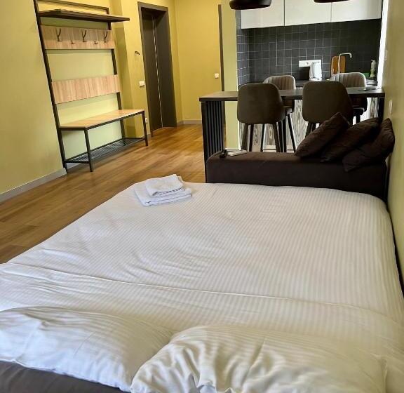 استودیوی استاندارد, Hygge