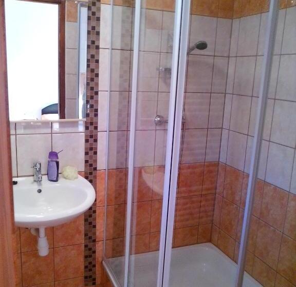 חדר סטנדרט, Kőhíd Vendégház