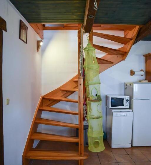 Дом 2 Спальни, Penzion čas