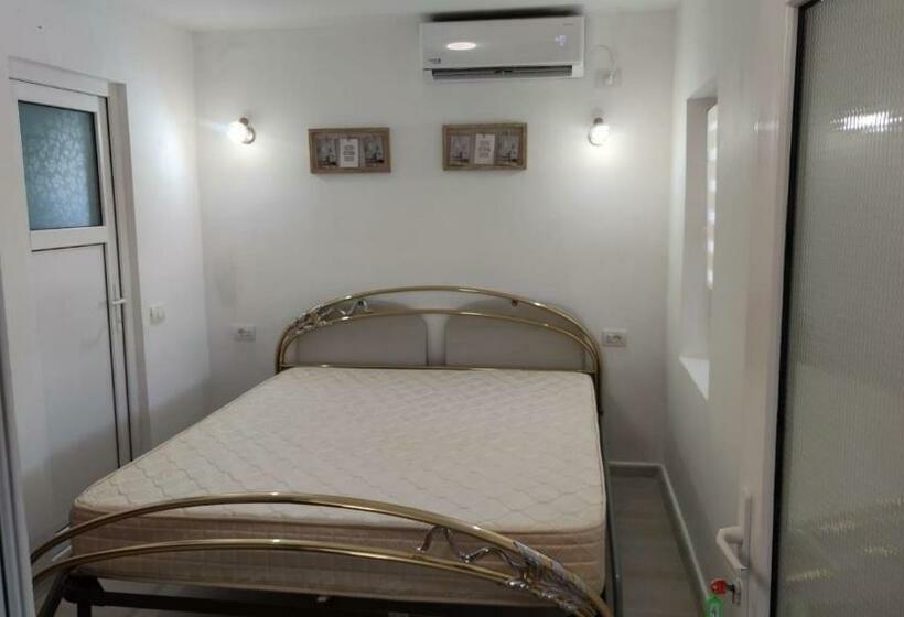 غرفة ديلوكس, Vila Happy