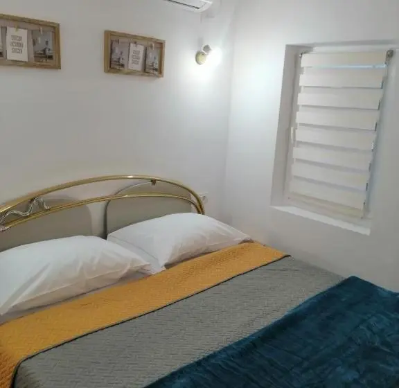 Deluxe-huone, Vila Happy