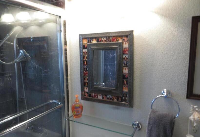 غرفة ديلوكس عائلية, Always Inn San Clemente Bed & Breakfast By Elevate Rooms