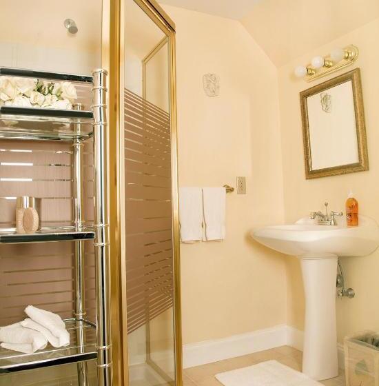 جناح ديلوكس, Glynn House Inn