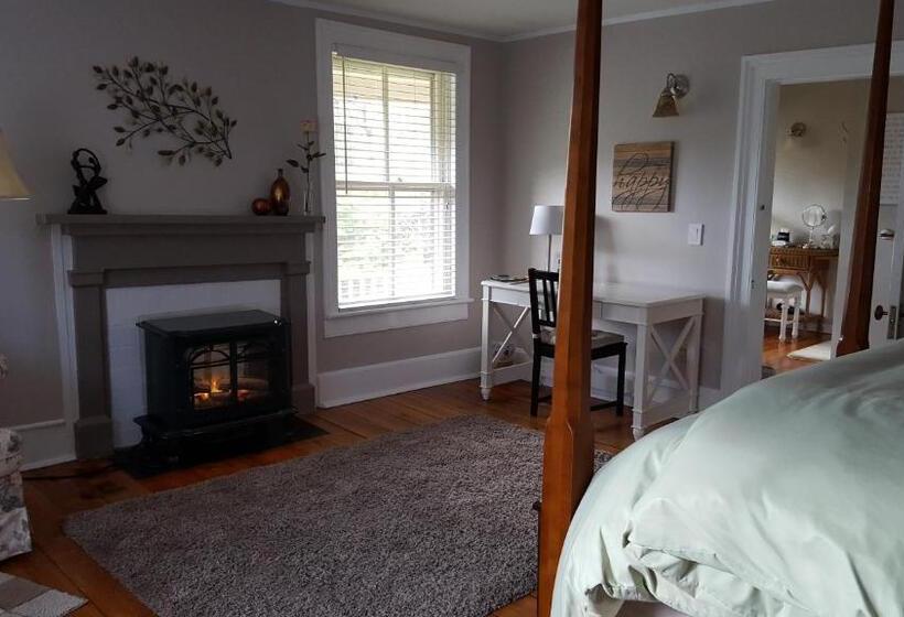 디럭스 룸, Hummingbird Inn