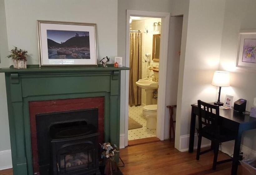 스탠다드 룸, Hummingbird Inn