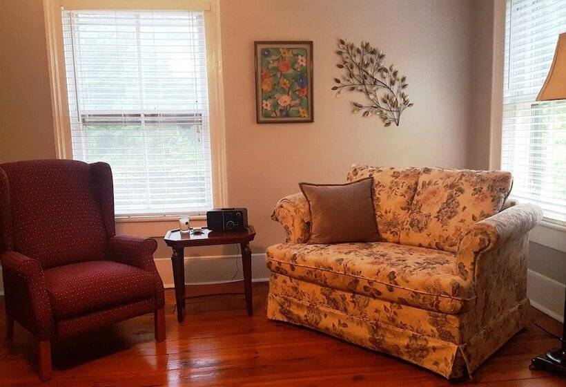 디럭스 룸, Hummingbird Inn