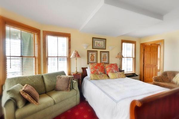 غرفة قياسية مطلّة علي البحر, Majestic