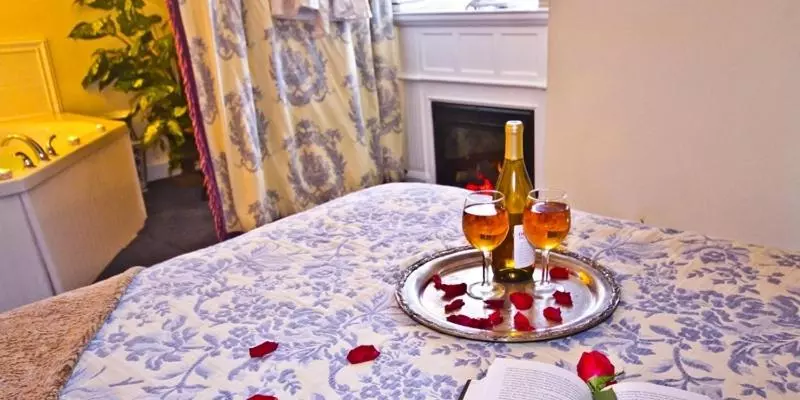 バスタブ付きスタンダードルーム, Elk Forge Bed And Breakfast
