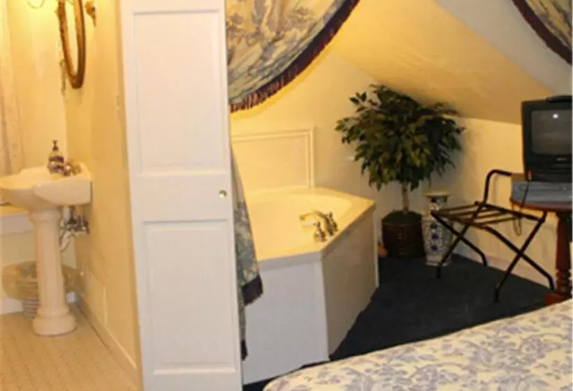 バスタブ付きスタンダードルーム, Elk Forge Bed And Breakfast
