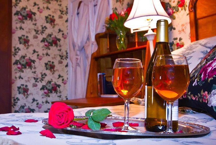 标准间带漩涡浴缸, Elk Forge Bed And Breakfast