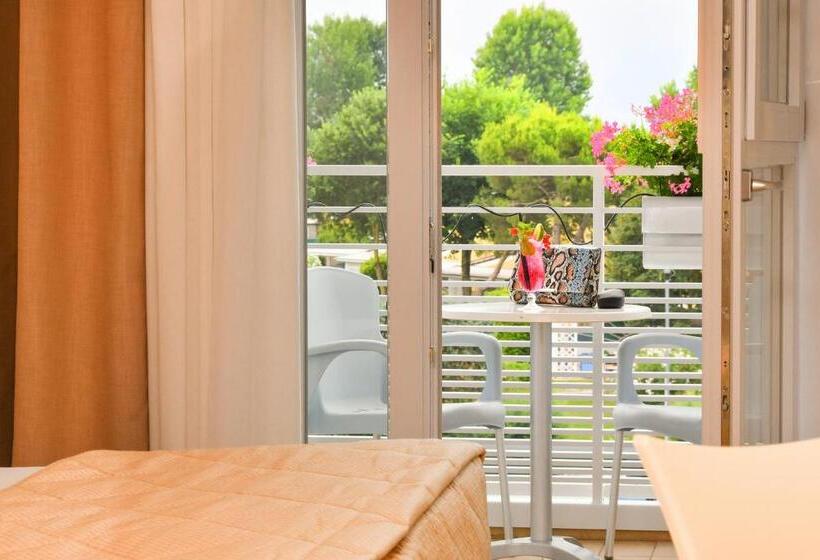 Номер Комфорт, Adria Holiday Pra  Delle Torri