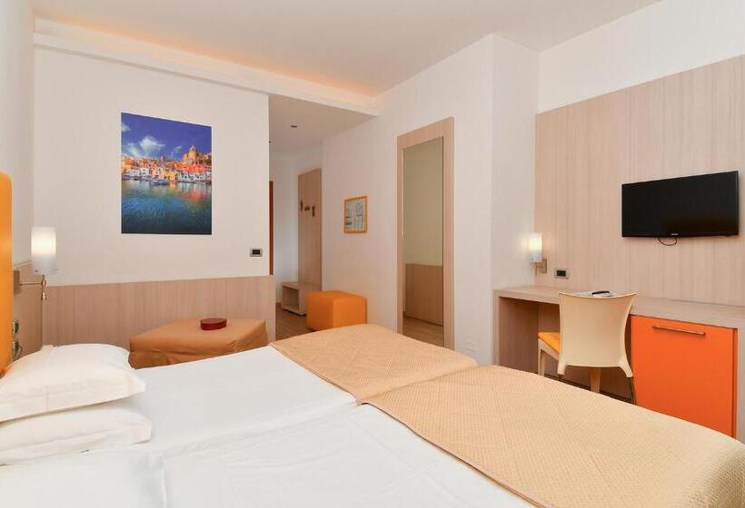 Номер Комфорт, Adria Holiday Pra  Delle Torri