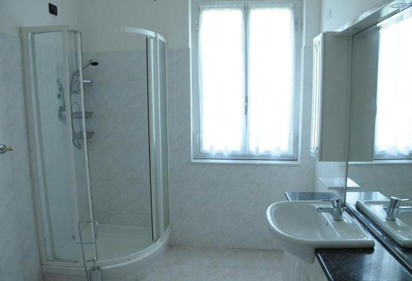 スタンダードトリプルルーム, Albergo Villa Ester