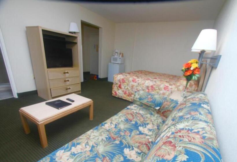 带大床的标准间, Boardwalk Beach Resort