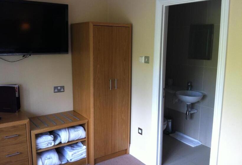 غرفة قياسية, Clover Spa And