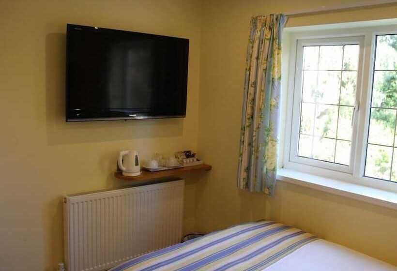 غرفة أساسية, Clover Spa And