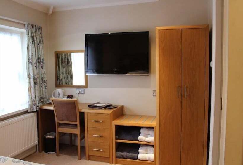 غرفة قياسية, Clover Spa And