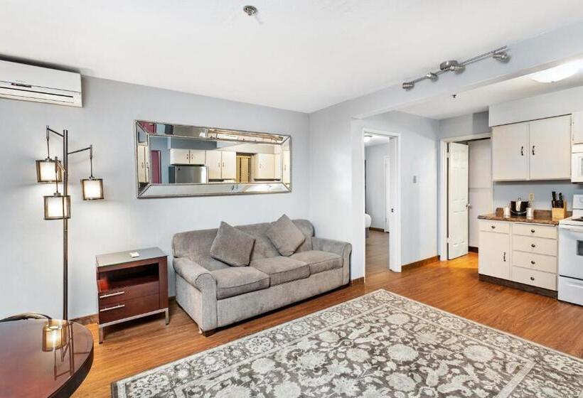 סוויטה, Inn At Seaside