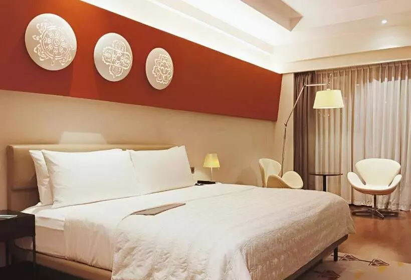 Deluxe Zimmer Kingsize Bett, Le Meridien Thimphu