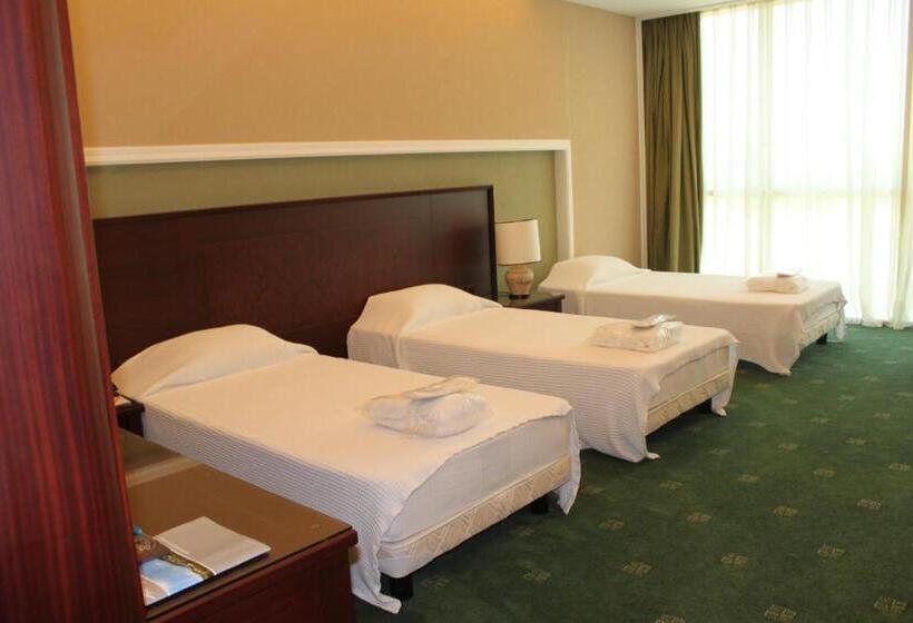 Deluxe Triple Room, Marma Hotel Istanbul Asia