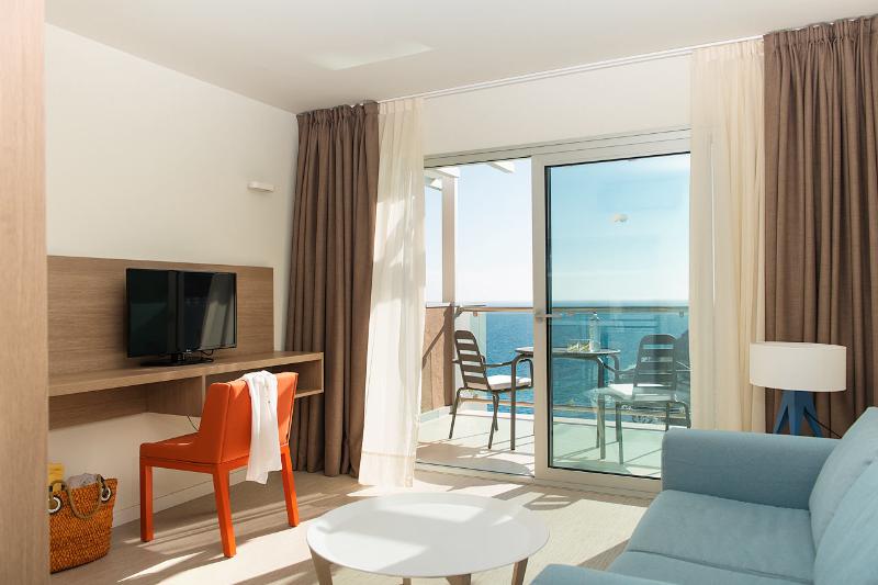 Полулюкс Вид на Море, Riviera Vista