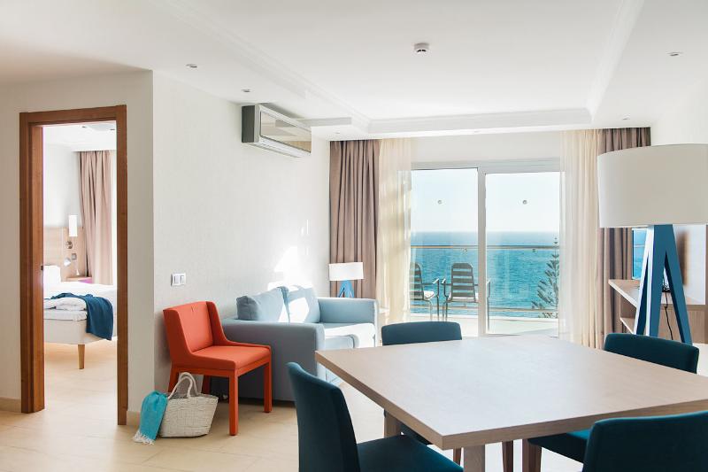 Полулюкс Вид на Море, Riviera Vista