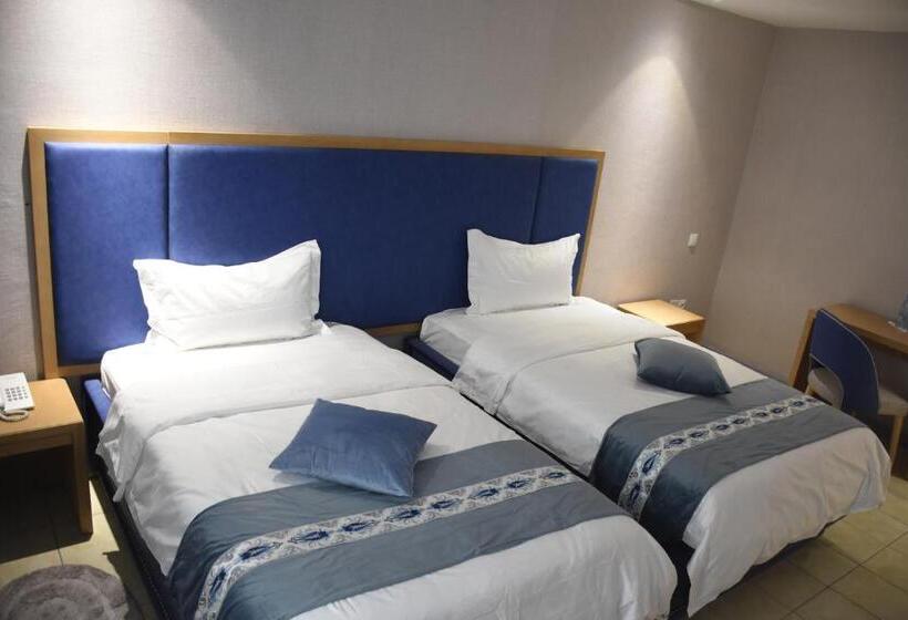 اتاق استاندارد, Royal Palace