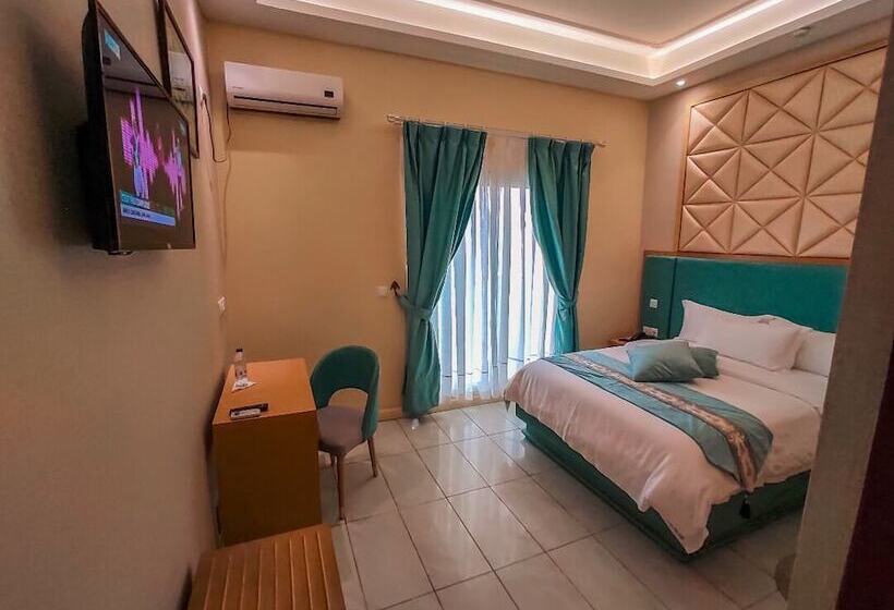 اتاق استاندارد, Royal Palace